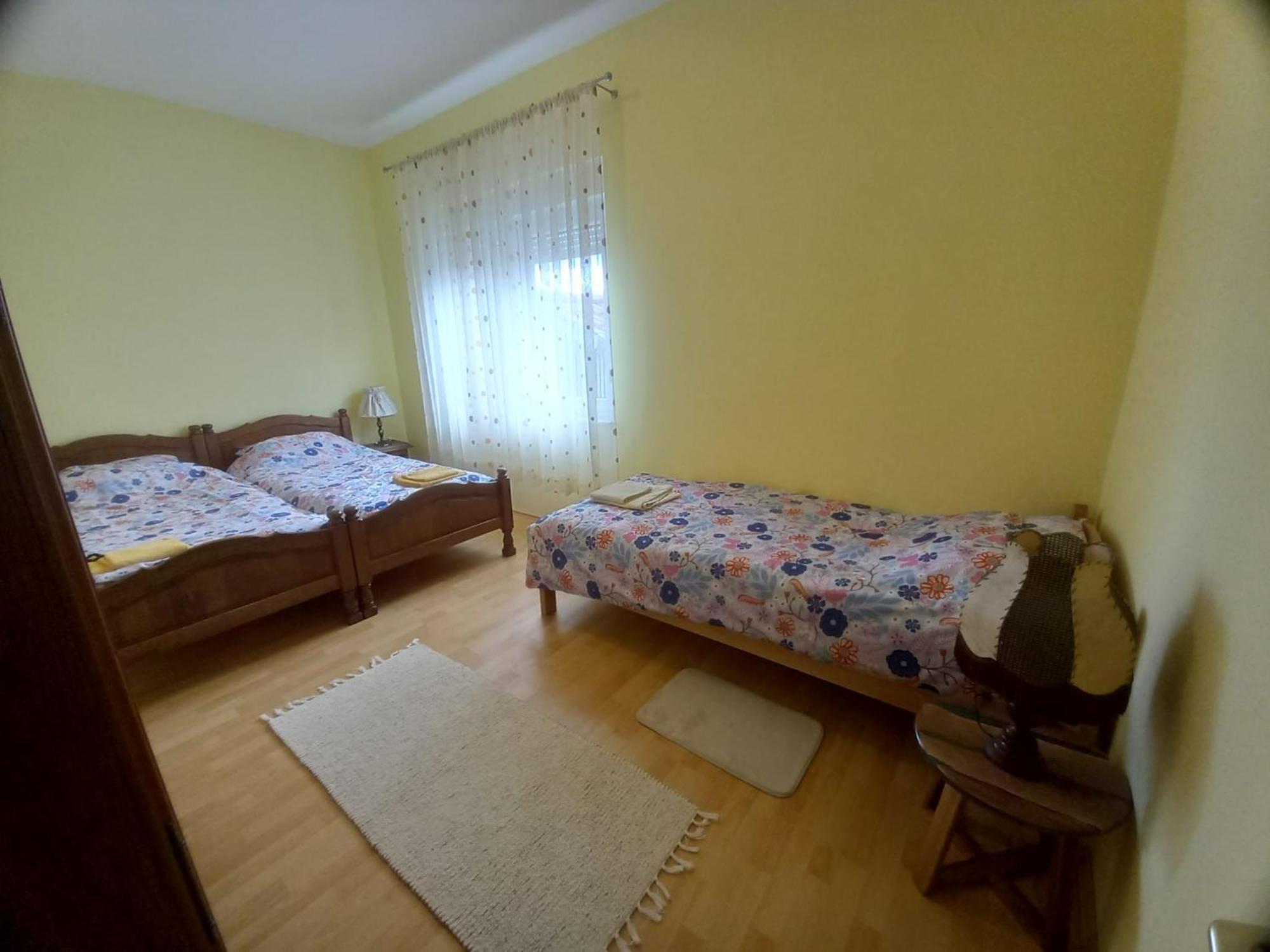 Kuca Za Odmor Holiday House Akord, Marindvor Pozega Bagian luar foto